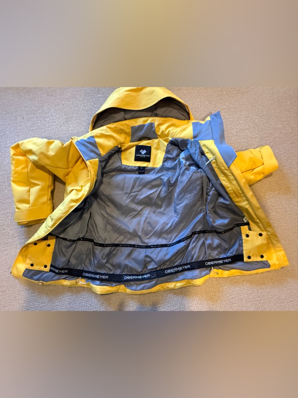 Obermeyer Women's Cosima Down Ski Jacket - Yellow, size 6 - Picture 5 of 11